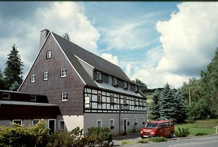 Gaststaette & Pension Alte Muehle Dorfchemnitz Exterior photo